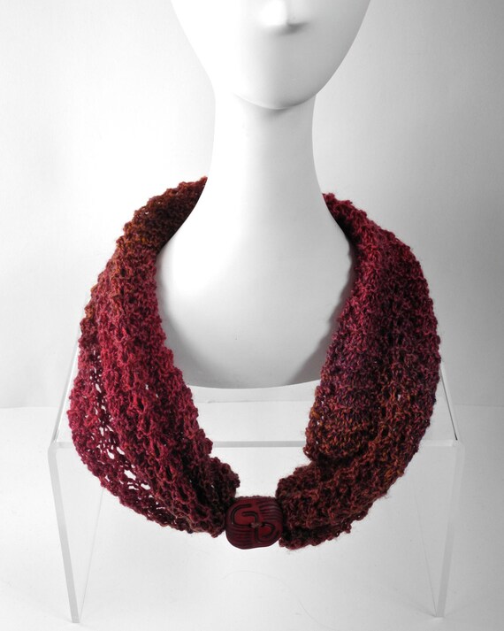 Women's Knit Necklace in Red by ElegantHandknits on Etsy