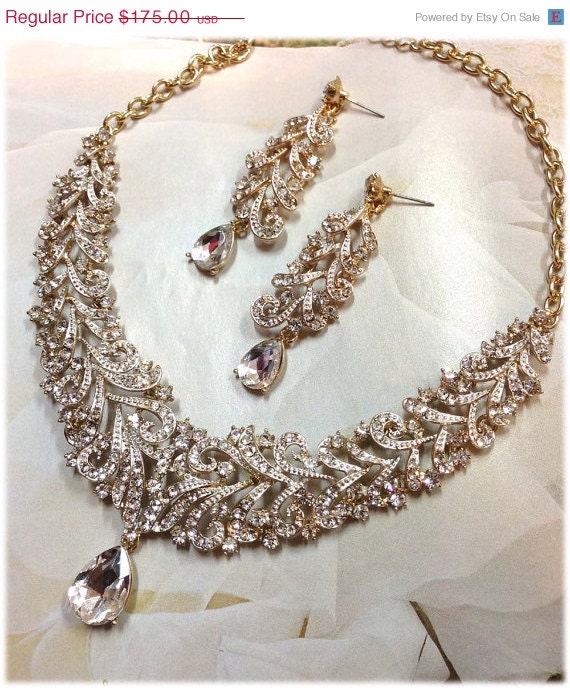 Wedding Jewelry Bridal Bib Necklace Vintage By GlamDuchess