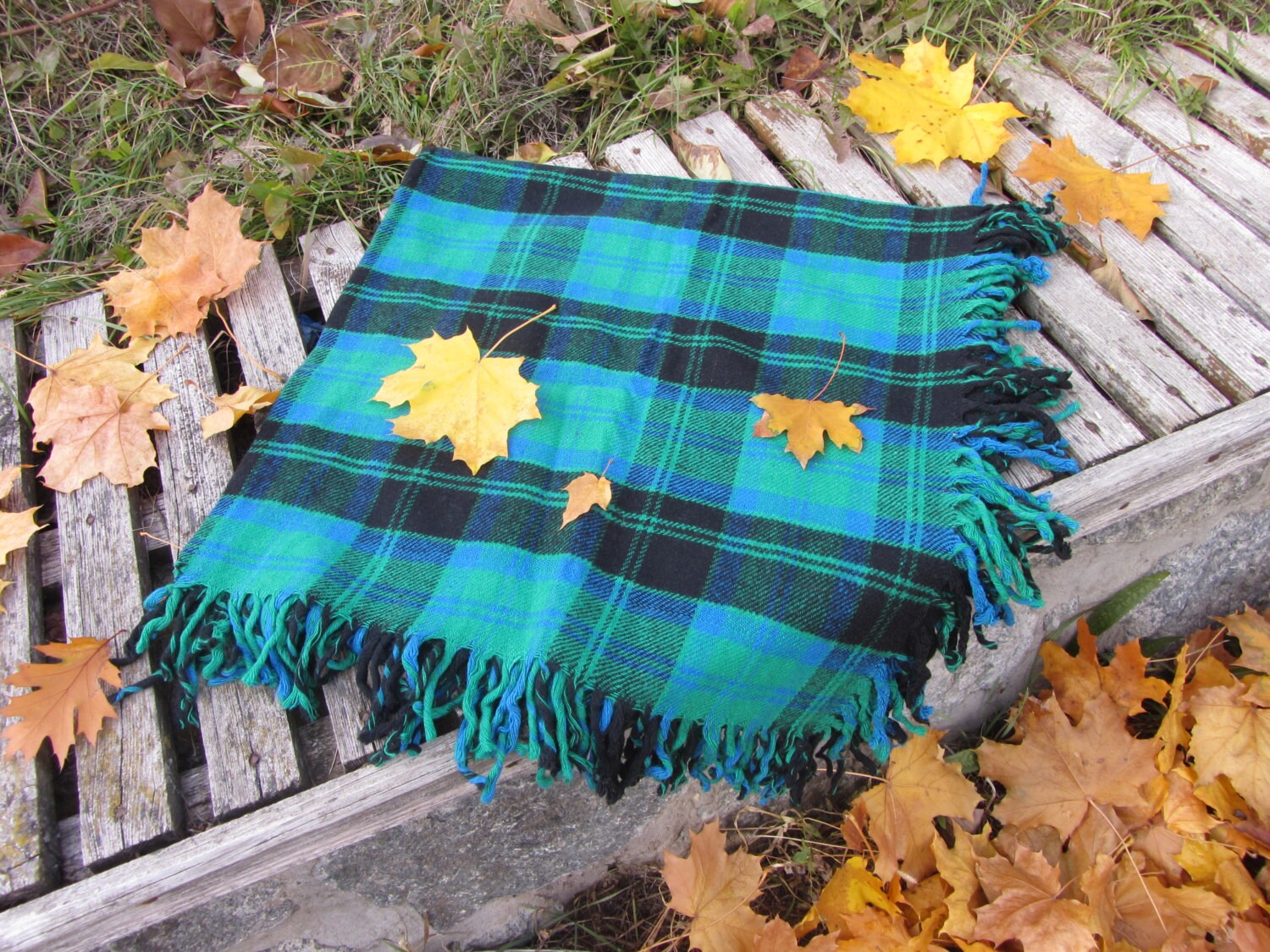 Blue and Green checkered pattern wool scarf, USSR vintage wool scarf, Warm gift