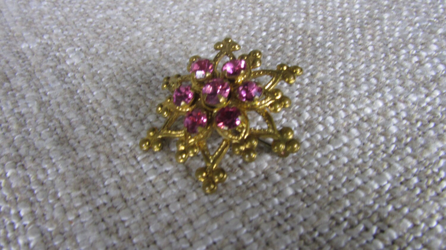 6 Ends Star Brooche With Ponk Rhinestones, Christmas Jewelry Gift For Her, Hannu
