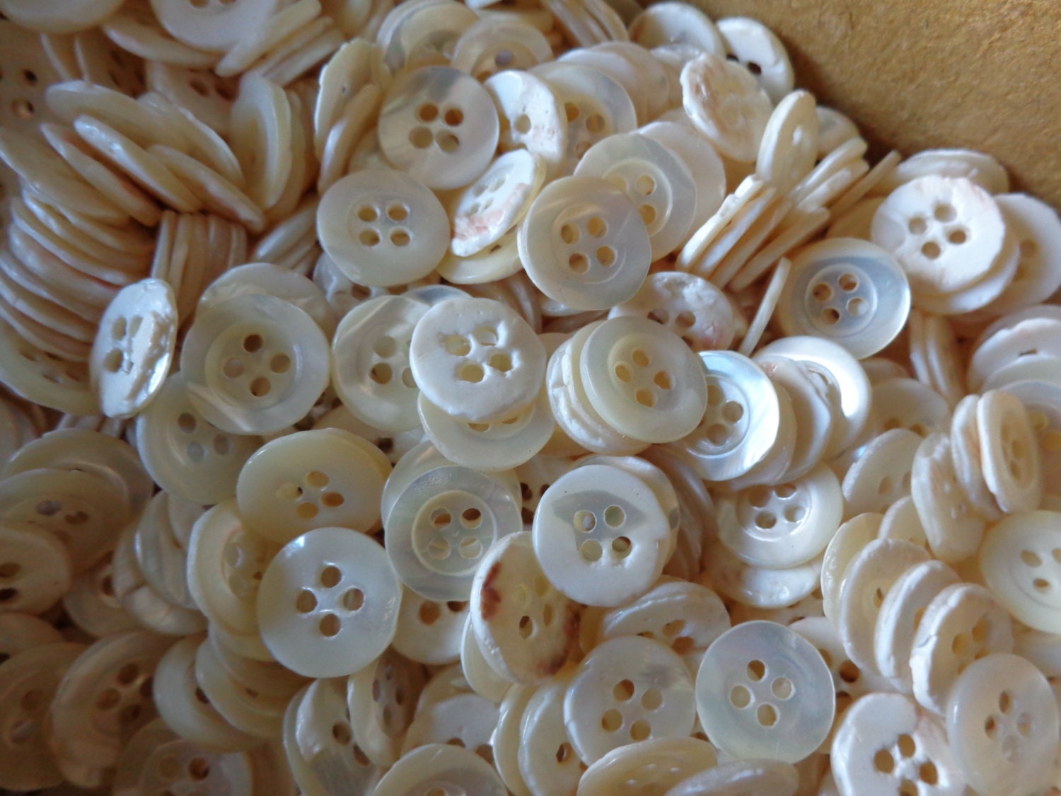 Mother Of Pearl Vintage Buttons