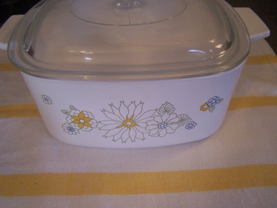 Vintage Corning Ware Floral Bouquet Casserole Dish