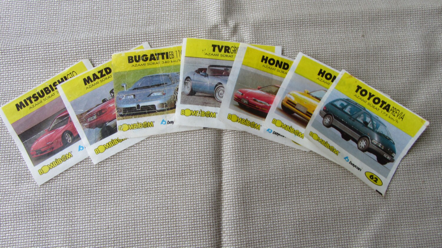 Vintage Gum Wrappers with Cars pictures, BomBimBom old wrappers, vintage "bycan"