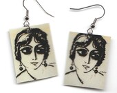 Glamorous Lady Earrings Photo Jewelry