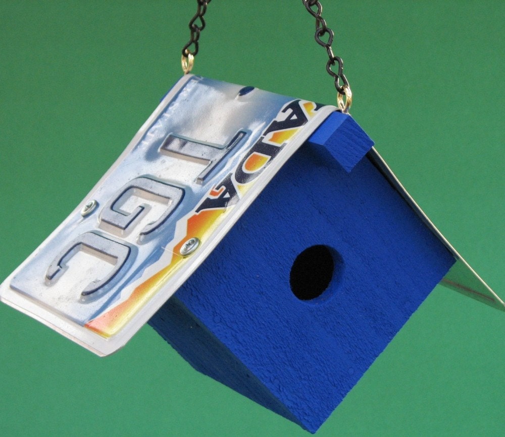 Wren House with License Plate Roof