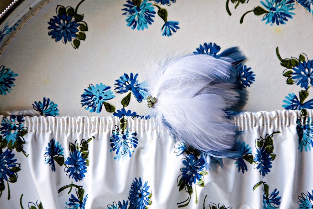 something blue feather hair fascinator