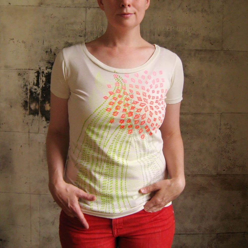 Macro Cosmic Organic Cotton Scoopneck Tee - Natural, Size L or XL