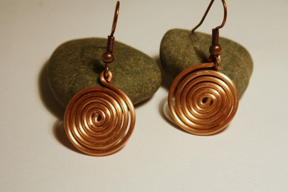 Recycled copper swirl earring, 7/10 inch