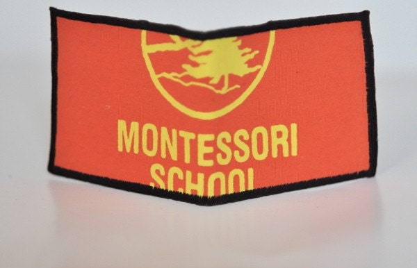 MONTESSORI SCHOOL TSHIRT WALLET 7 POCKETS