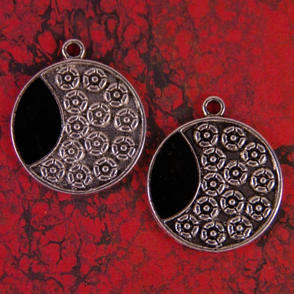 Set of Silver-tone Black Enamel Asian Floral Round Charms