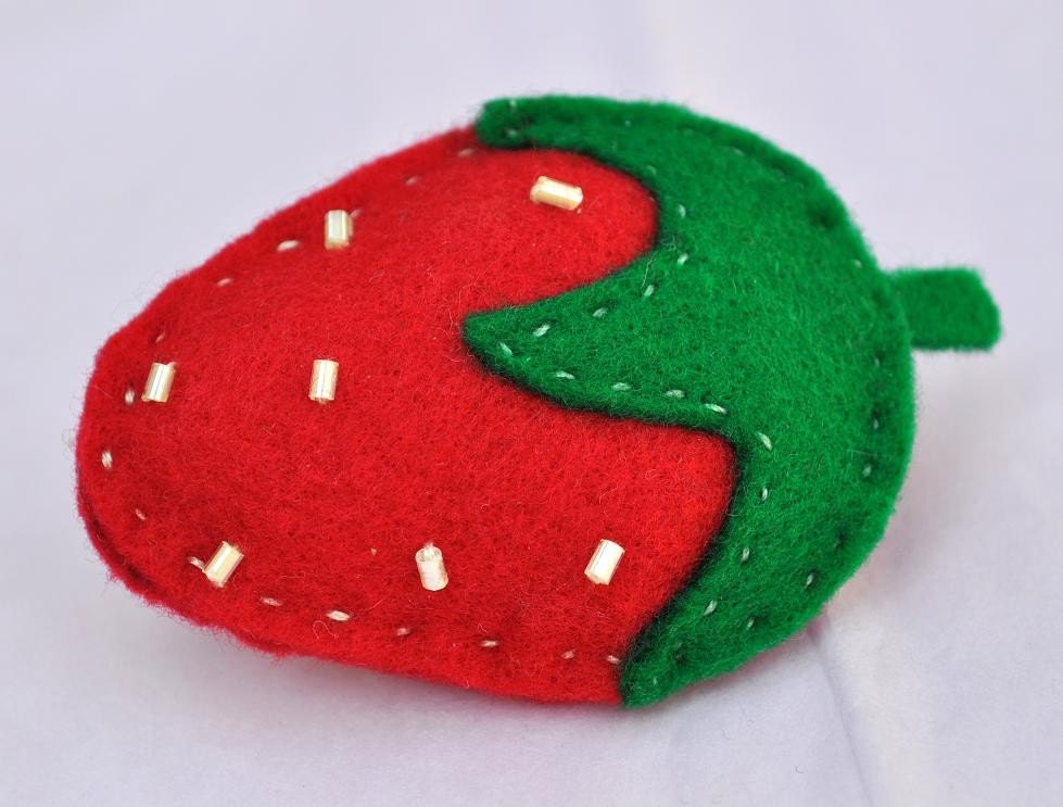 Cute Strawberry Felt Brooch