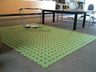 Circle wool felt rug