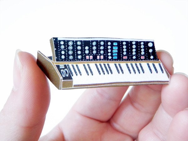 Moog Wooden Pin