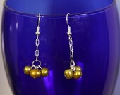 Long Danglng Green Pearl Cluster Earrings