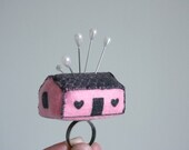 Screen printed Pin cushion ring (adjustable) - PINK HOUSE