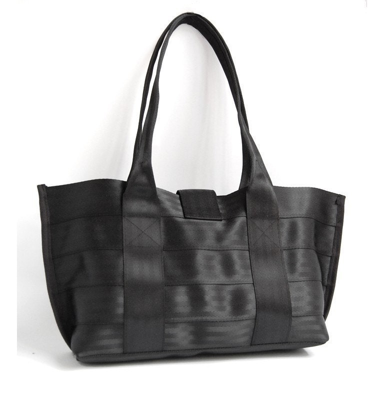 The Everyday Bag - Black Purse from Recycled Seatbelts - Shoulder Bag / Handbag -in Black