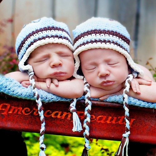 Newborn Earflap Beanie - vanilla, baby blue, chocolate