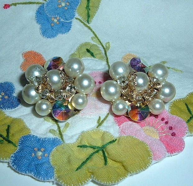 Vintage Earrings Lovely Crystal and Faux Pearl Bling