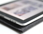 Simple iPad Sleeve - Graphite Wool Felt