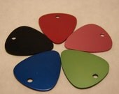 design your guitar pick aluminum - front and back engraving included with keychain