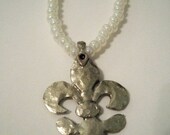 Hammered Fleur de Lis and Pearl White