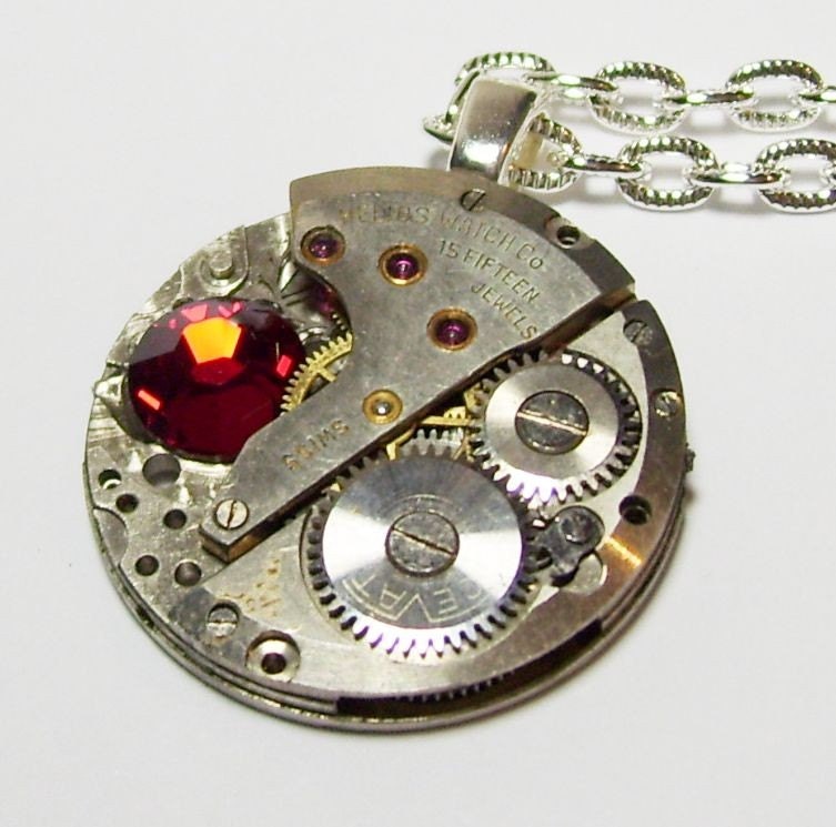 Antique Silver  Vintage Watch Movement Ruby Red Swarovski Crystal UNISEX Gothic Steampunk Necklace Pendant   (A55)