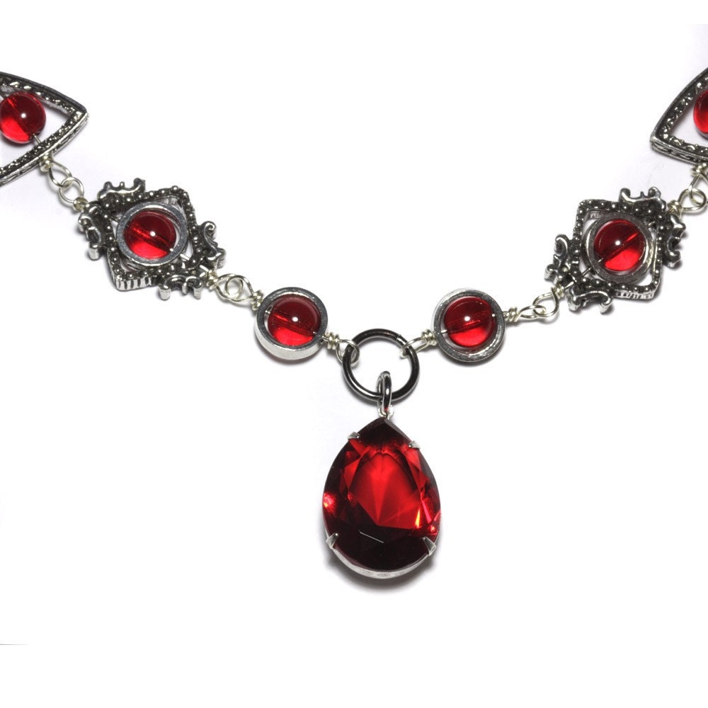 Steampunk Victorian Jewelry - Necklace - Red Faceted Supreme Quality Diamond Cut Glass Gem Stone Jewel - VICTORIAN