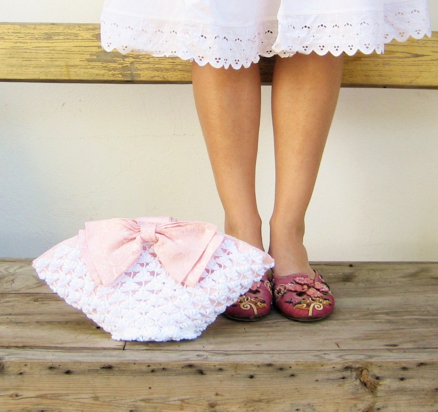 Romance with a Bow - Crochetted Bridal Purse