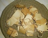 Primitive Grubby Hang Tags Small 25ct