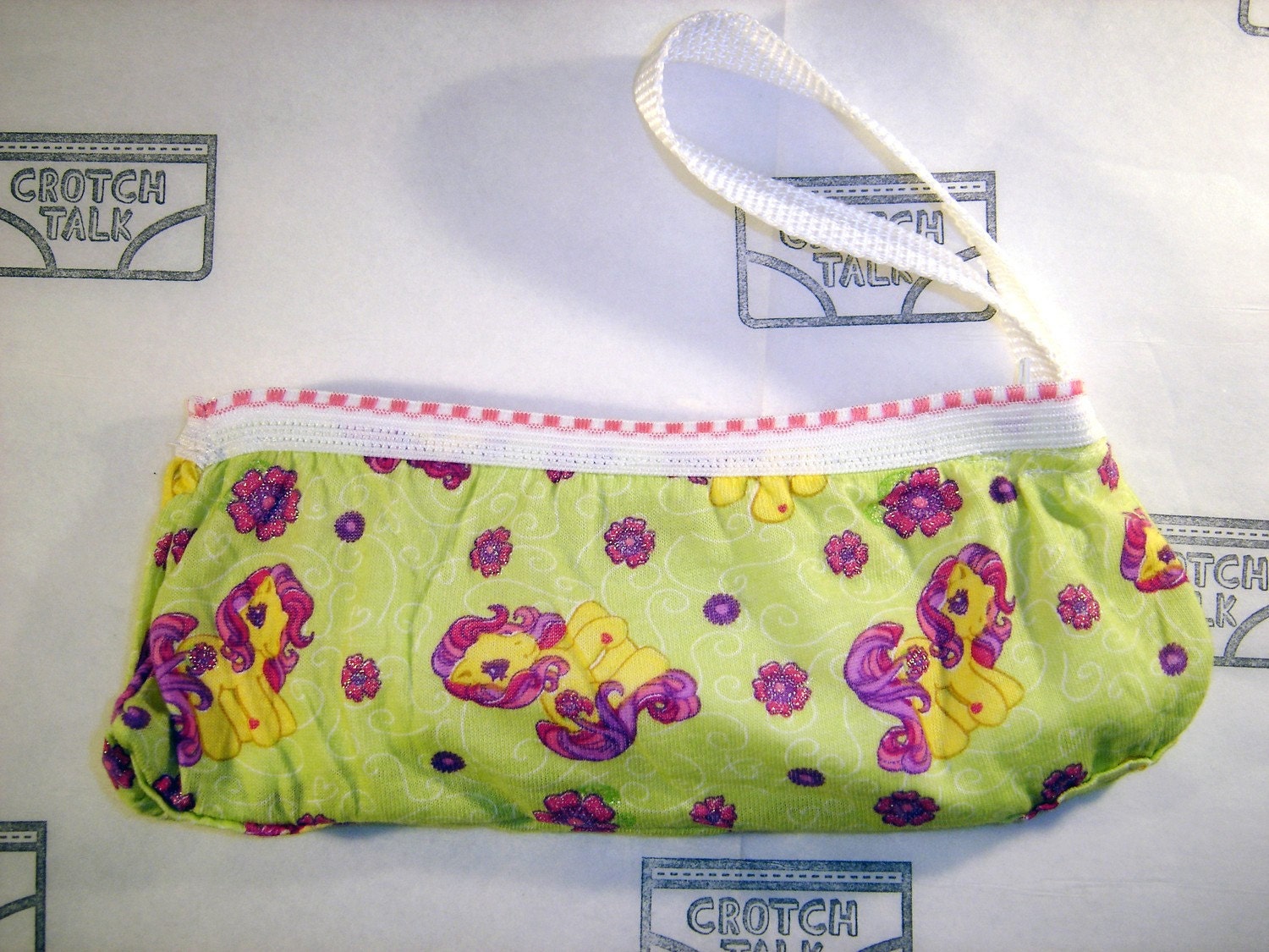 My Little Pony Girl Brief Wrist Clutch (lime green)
