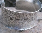 1 Antique Silver Etched Cuff Bracelet 1102
