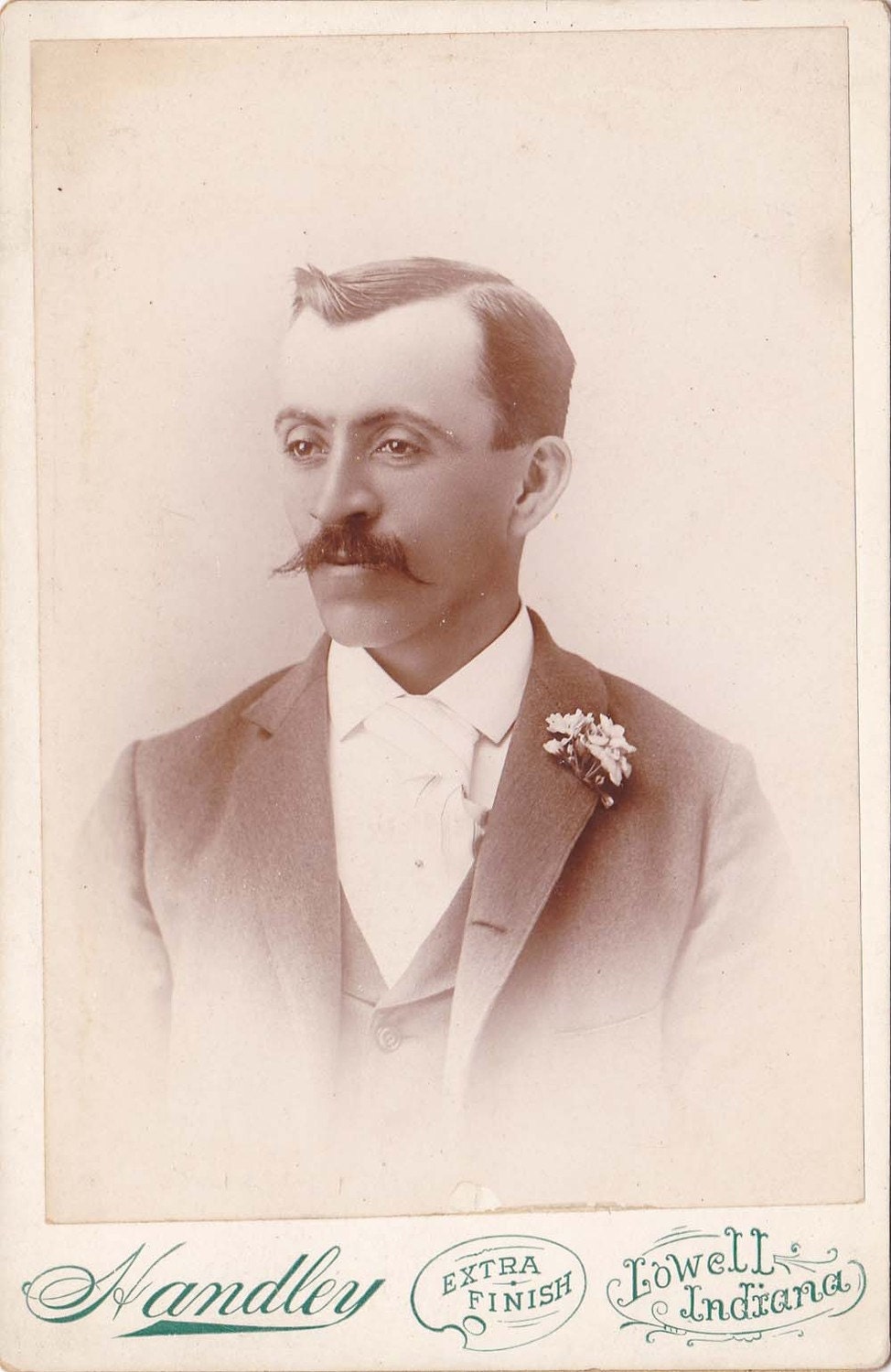 Wonderful Antique Cabinet Card from the Late 1800s-166