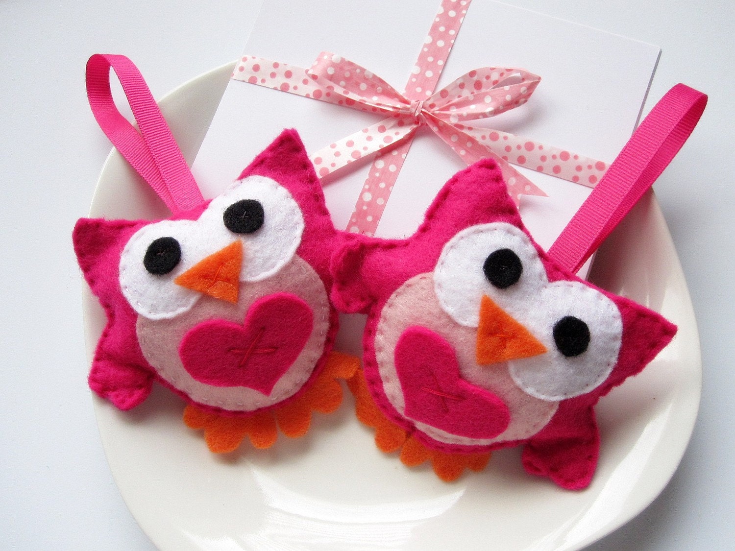 Owl Christmas Ornaments, 2 Valentine Owls, Mini Felt Owls - FREE SHIPPING