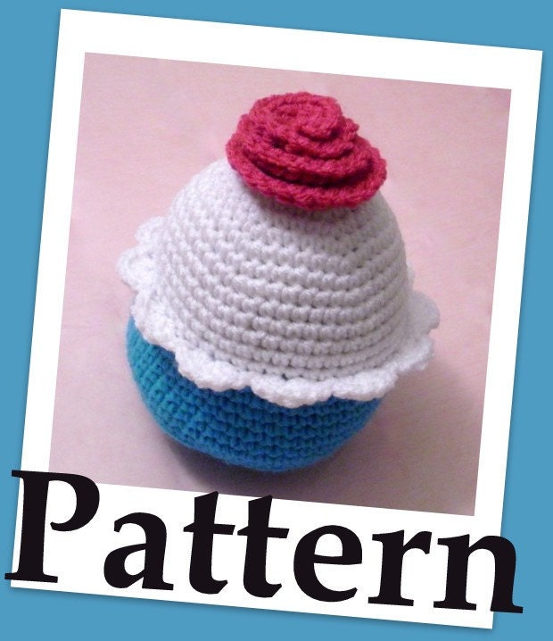 Supersized cupcake pincushion with whipped cream Crochet PDF pattern
