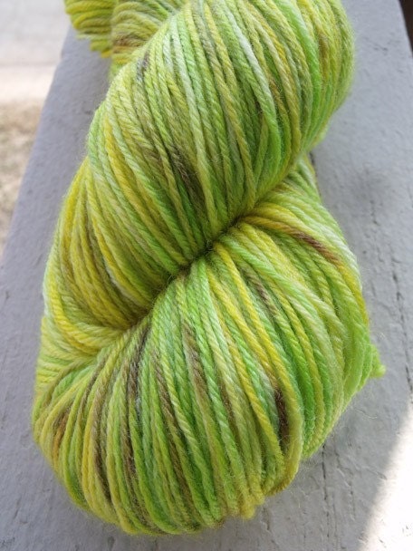 80/20 Superwash Merino/Bamboo in "Bunch O Bananas"