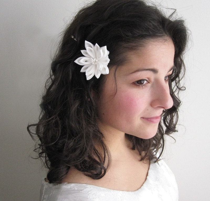 Bridal Star Tsumami Kanzashi