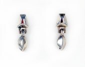 Geometric stud earrings