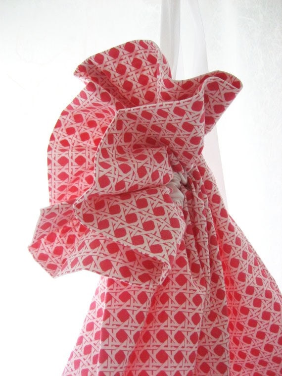 Wicker Park Honeysuckle Pink Laundry Bag, ready to ship