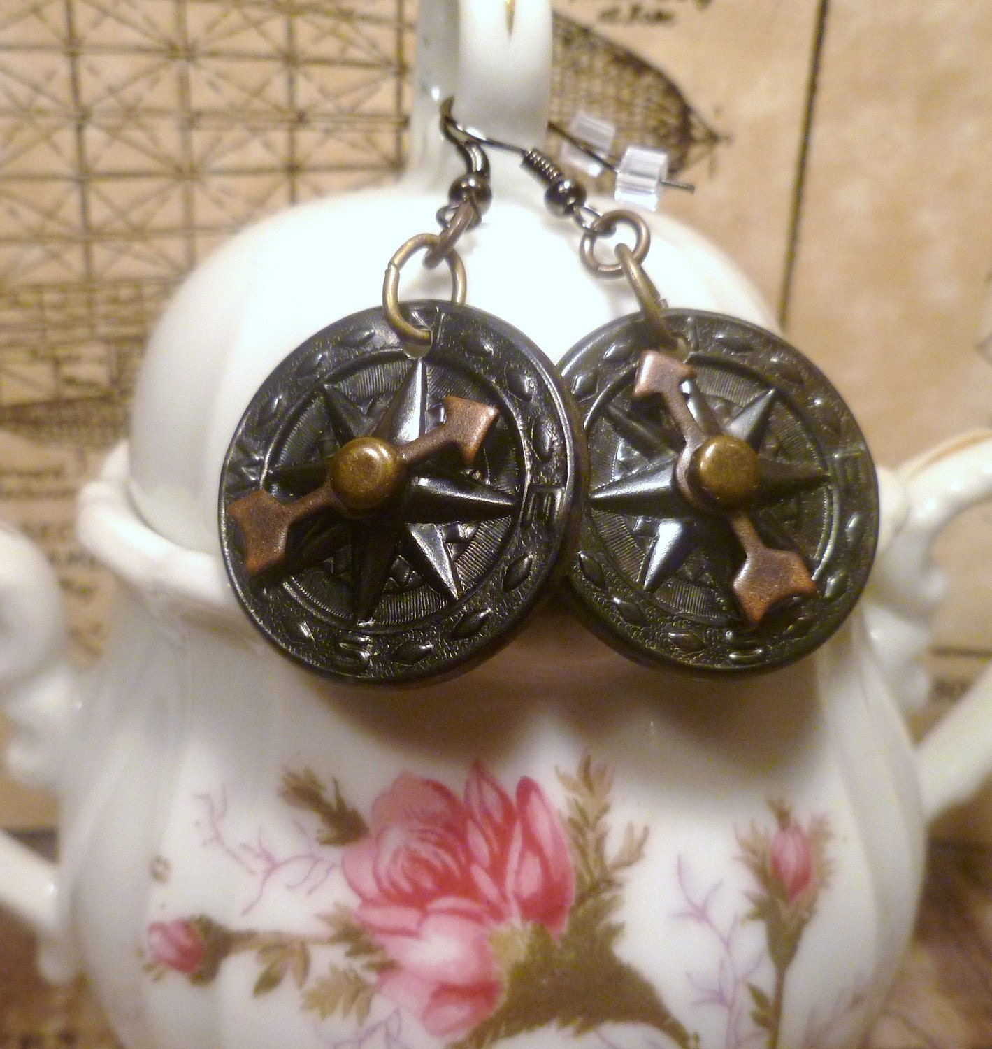 Steampunk antique copper compass earrings E002