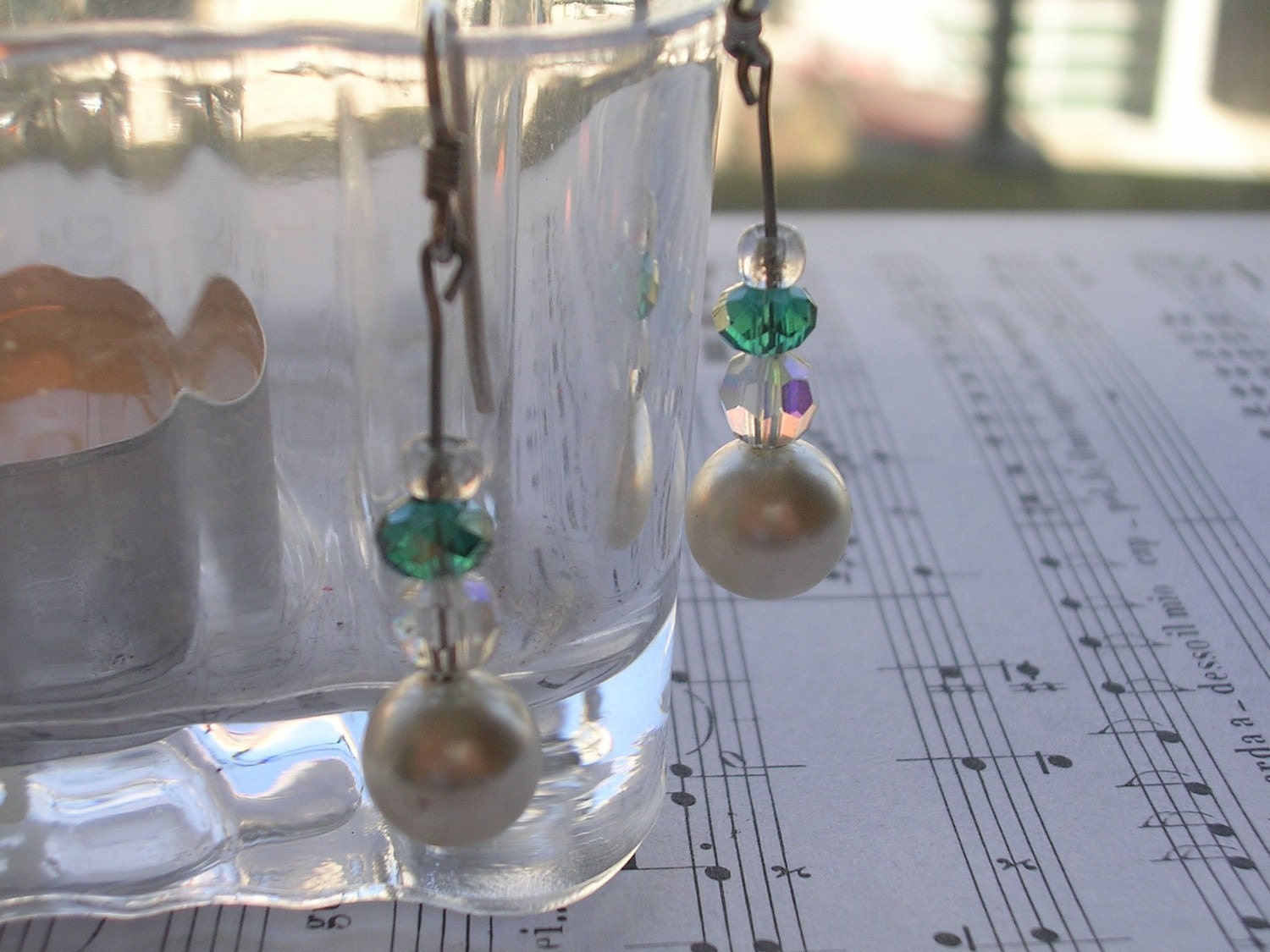Handmade: Simple Sophistication Vintage Pearl and Crystal Drops