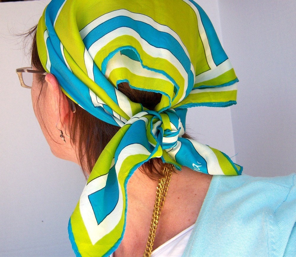 Vintage VERA Neumann scarf // lime green aqua blue