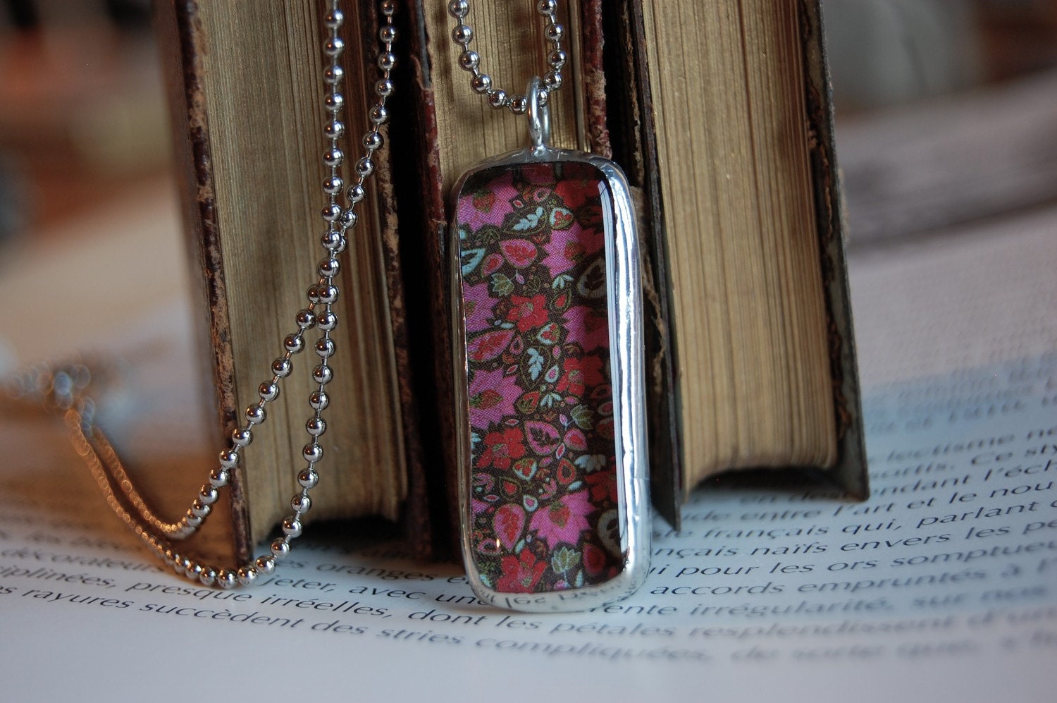 Tiny Flowers Rectangle Bubble Glass Necklace