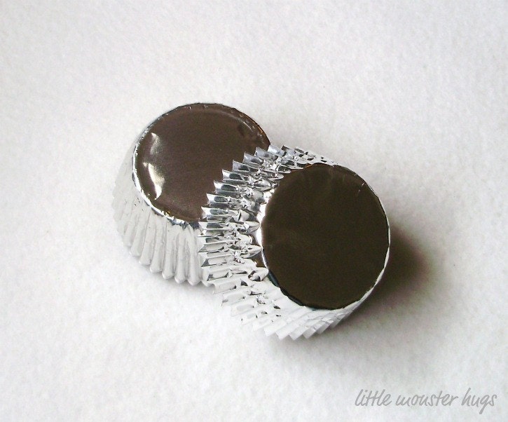 Silver Baking Cups - Cupcake Liners (Qty 24)