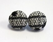 Button Earrings // White // Lace // 1/2 in //1.27 cm