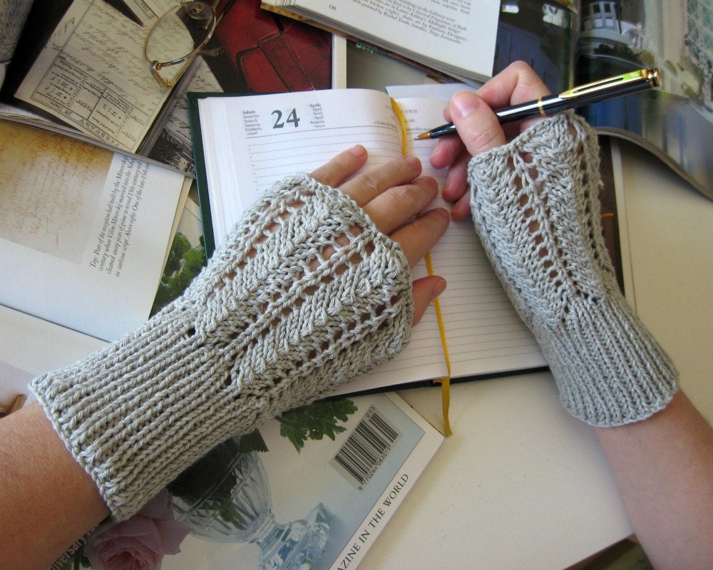 lace cuff knit in earl gray cotton