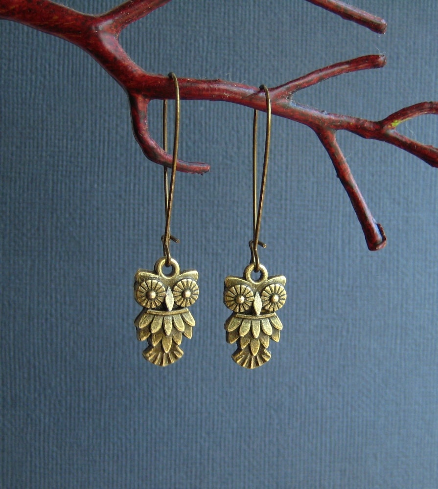 SALE)) little owl antique bronze earrings