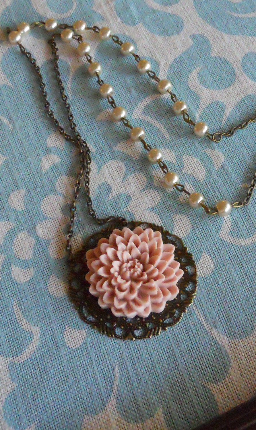 Light Pink Flower Necklace