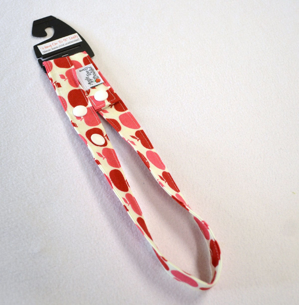 HOTI - Hang On To It -  Leash  - Keep your baby's toys, cups, etc. close by with a HOTI leash
