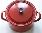 SALE - 15 PERCENT OFF Red enamelware pot, vintage