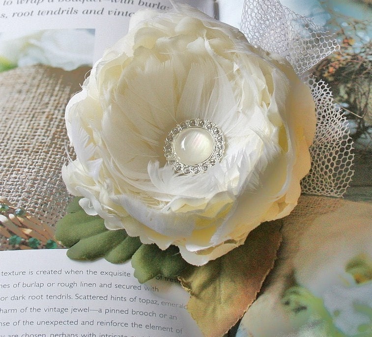 Ivory Hair Flower, Feather Flower, Fascinator, Bridal, Hair Accessory, Wedding, Hairpiece, Headpiece, Pearl, Ivory Wedding